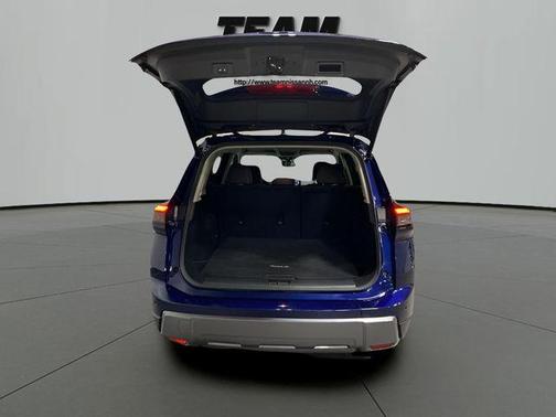 Deep Ocean Blue 2026 Nissan Rogue SL