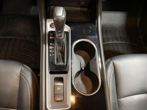 White 2023 Nissan Altima 2.5 SL