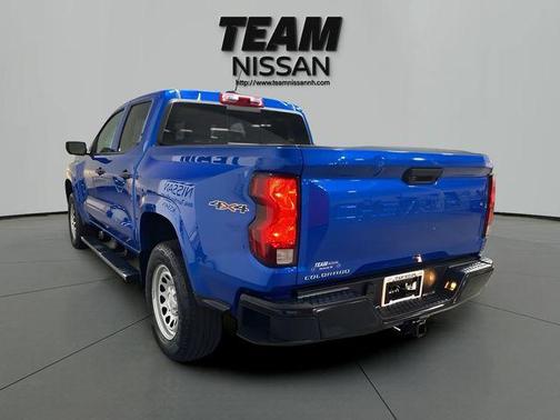 Glacier Blue Metallic 2024 Chevrolet Colorado WT
