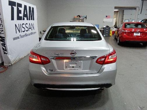 Brilliant Silver Metallic 2017 Nissan Altima 2.5 S