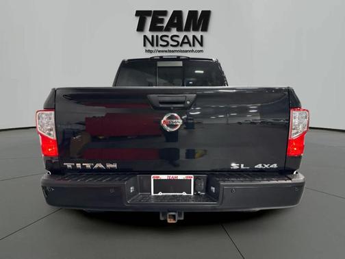2019 Nissan Titan SL