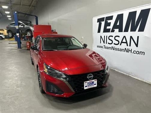2025 Nissan Altima SR