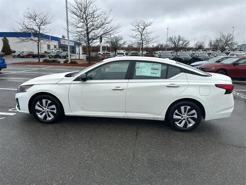 2025 Nissan Altima S