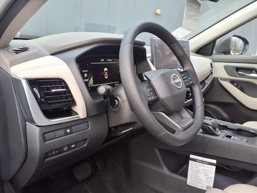 2025 Nissan Rogue SL