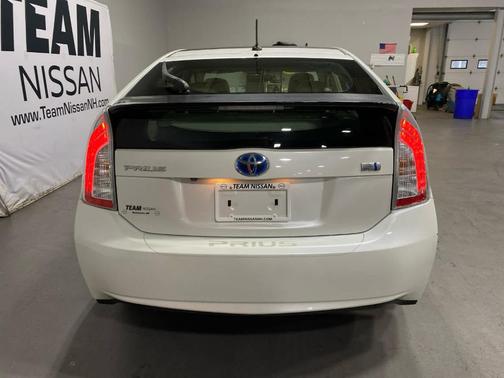 2014 Toyota Prius Three