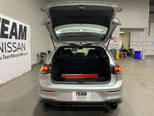 2022 Volkswagen Golf GTI 2.0T SE