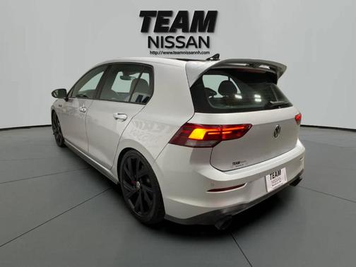 2022 Volkswagen Golf GTI 2.0T SE
