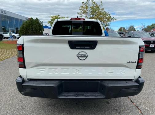 2026 Nissan Frontier S