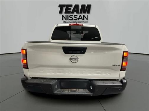 2025 Nissan Frontier S