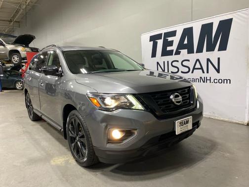 2018 Nissan Pathfinder SL