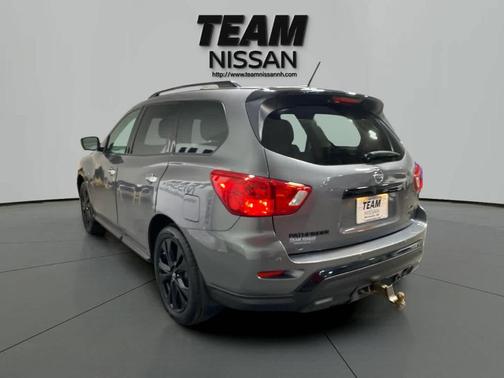 2018 Nissan Pathfinder SL