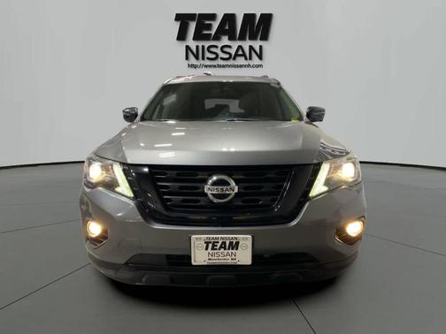 2018 Nissan Pathfinder SL