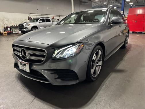2018 Mercedes-Benz E-Class E 300