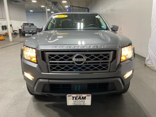 2023 Nissan Frontier SV