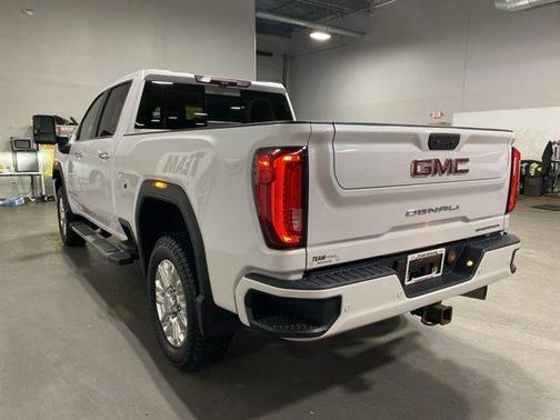White Frost Tri-Coat 2020 GMC Sierra 3500 Denali