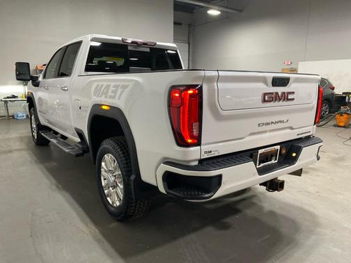 2020 GMC Sierra 3500 Denali