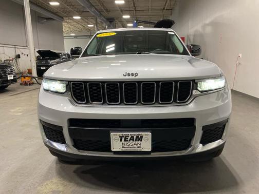 2022 Jeep Grand Cherokee L Laredo