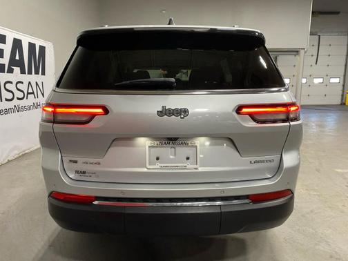 2022 Jeep Grand Cherokee L Laredo