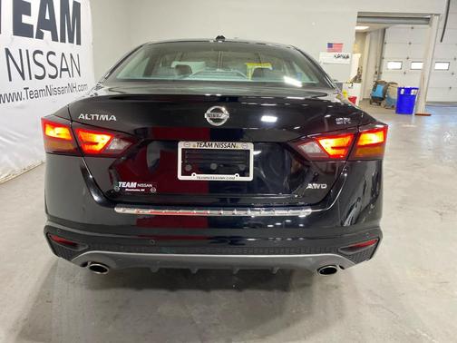 2020 Nissan Altima 2.5 SR