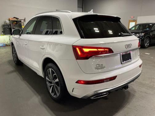 2023 Audi Q5 45 S line Premium Plus