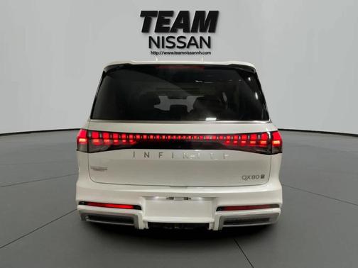 2025 INFINITI QX80 SENSORY