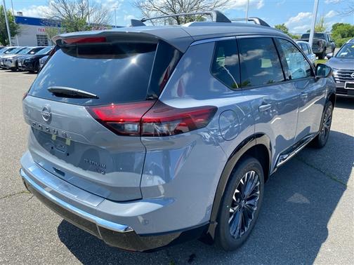 2025 Nissan Rogue Platinum