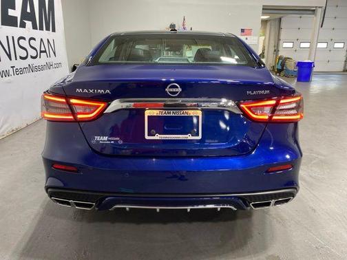Deep Blue Pearl 2023 Nissan Maxima Platinum