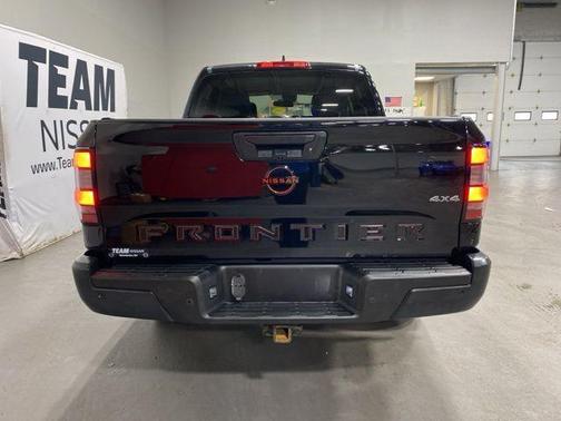 2024 Nissan Frontier S