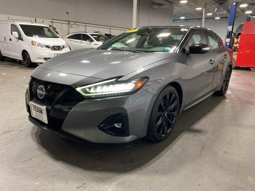 Gun Metallic 2023 Nissan Maxima SR