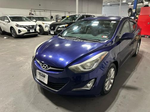 2014 Hyundai ELANTRA SE