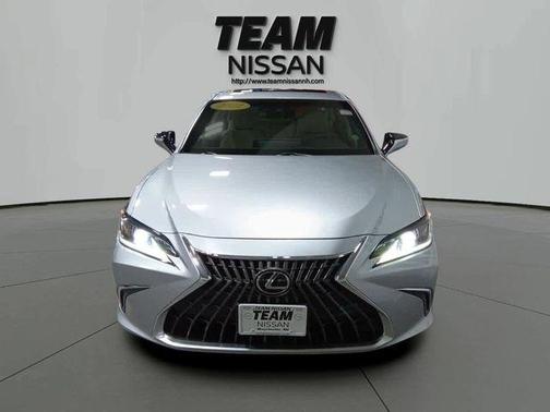 2022 Lexus ES 250 Luxury