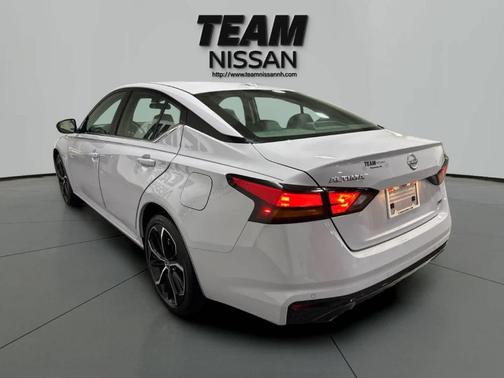 2025 Nissan Altima SR