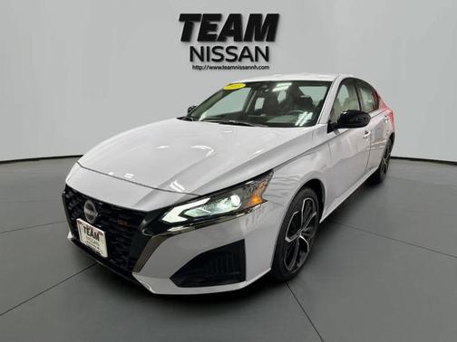 2025 Nissan Altima SR