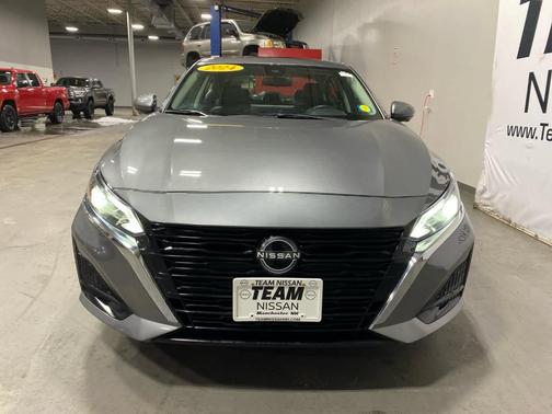 2024 Nissan Altima 2.5 SL