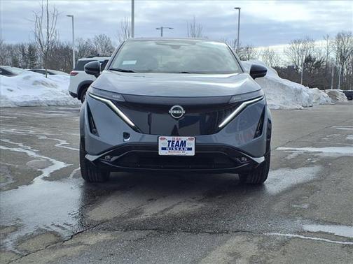 2025 Nissan ARIYA PLATINUM+