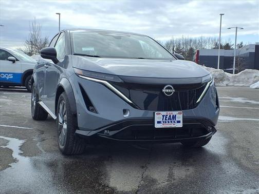 2025 Nissan ARIYA PLATINUM+