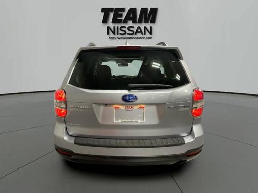 2016 Subaru Forester 2.5i Touring