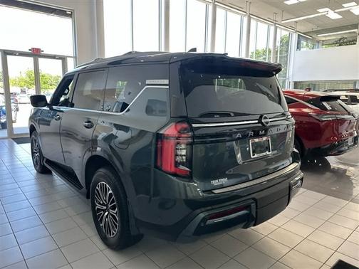 2025 Nissan Armada Platinum