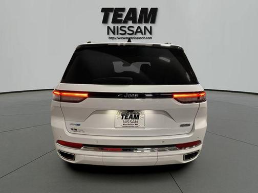 Bright White Clearcoat 2022 Jeep Grand Cherokee 4xe Overland