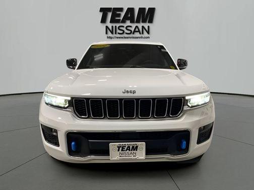 Bright White Clearcoat 2022 Jeep Grand Cherokee 4xe Overland