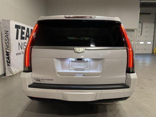 2019 Cadillac Escalade ESV Premium Luxury