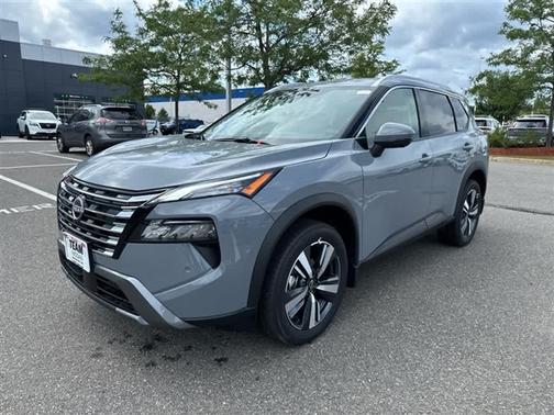 2025 Nissan Rogue SL