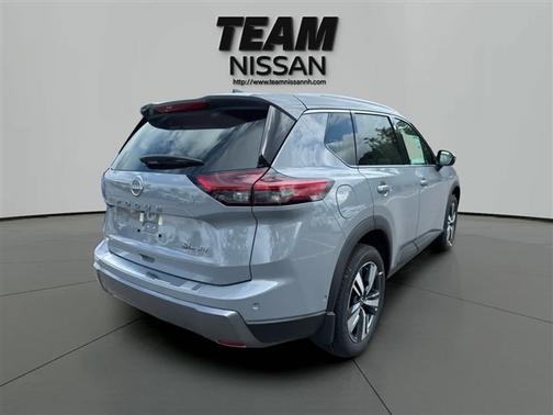 2025 Nissan Rogue SL