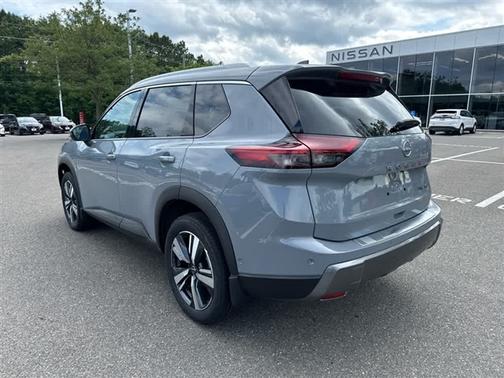 2025 Nissan Rogue SL