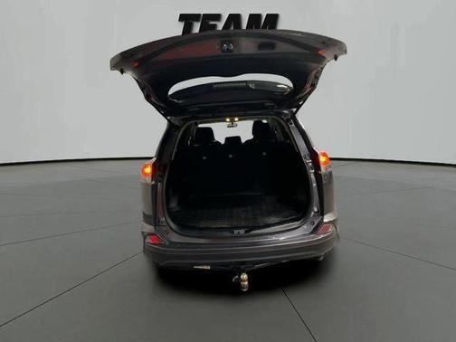 Magnetic Gray Metallic 2016 Toyota RAV4 LE