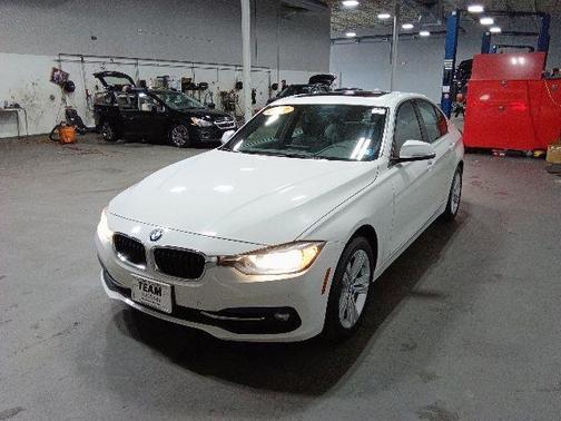 Alpine White 2017 BMW 330 i xDrive
