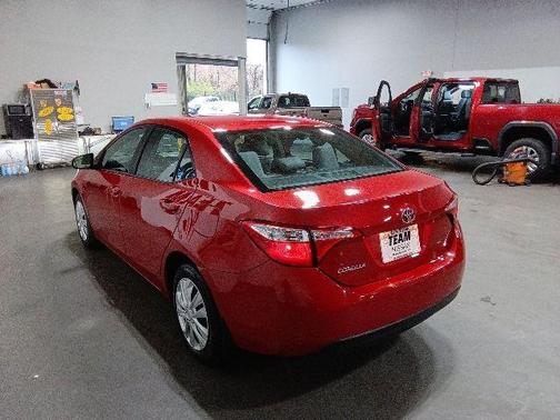 Barcelona Red Metallic 2019 Toyota Corolla LE