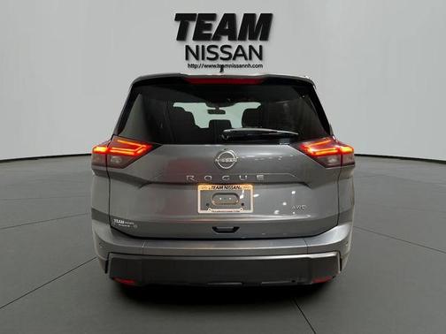 Gun Metallic 2024 Nissan Rogue S