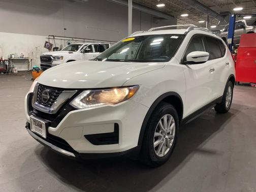 2019 Nissan Rogue S
