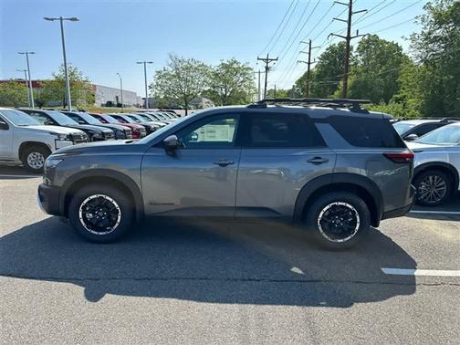 2025 Nissan Pathfinder Rock Creek
